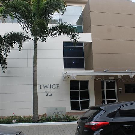 Apartamento Dois Quartos - Condominio Twice Гуаружа Экстерьер фото